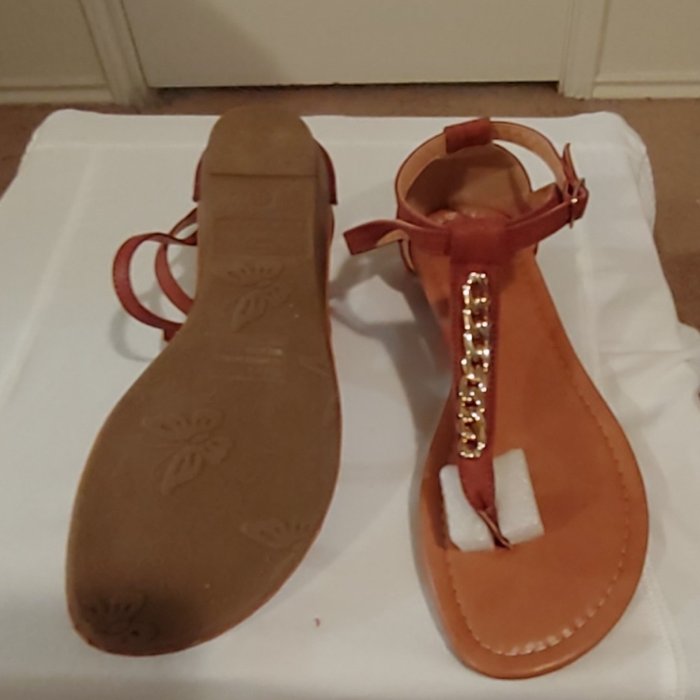 Sandle